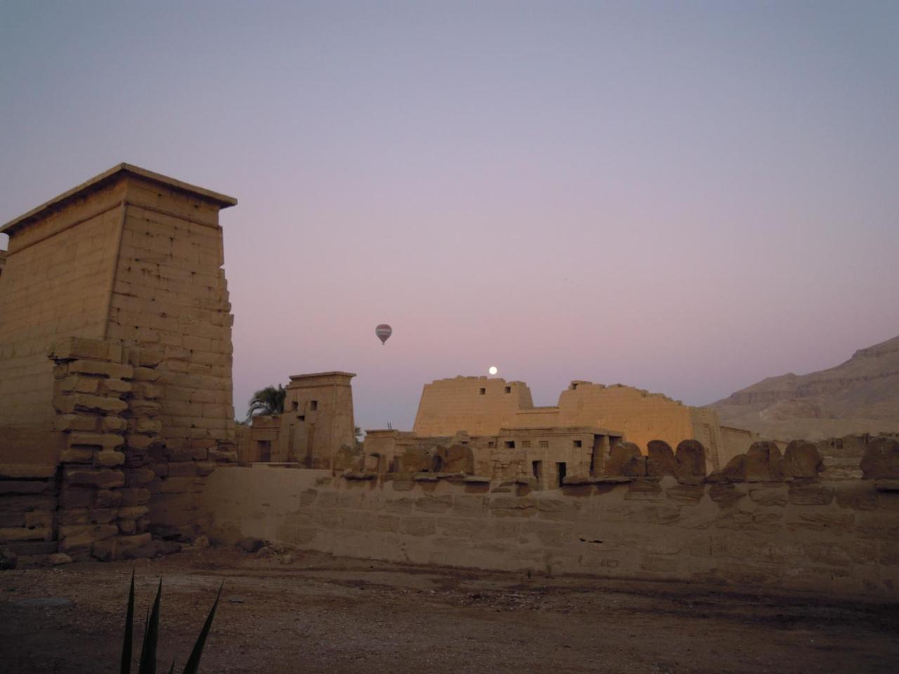 Vila Shahhat House